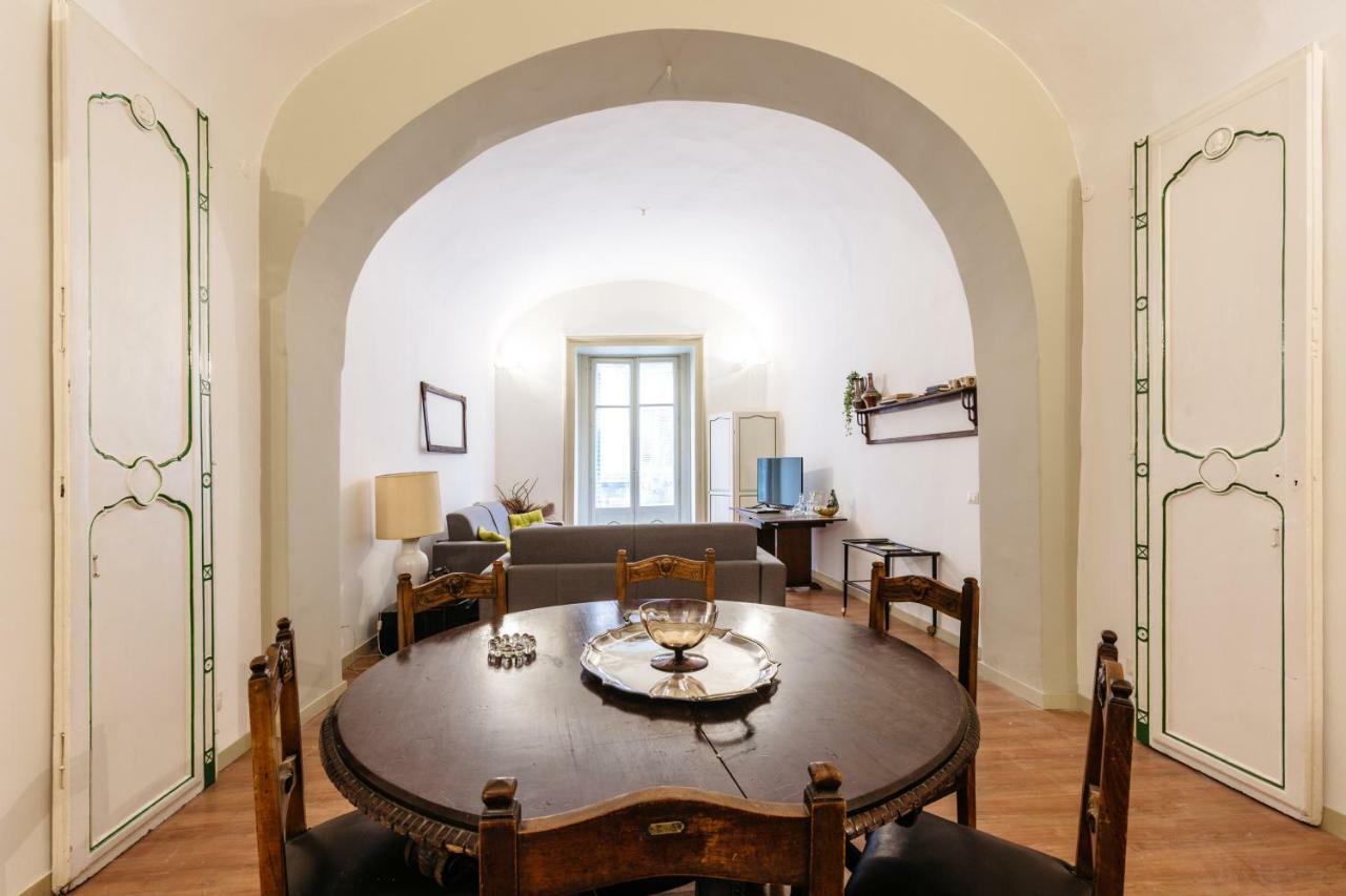 Case Barbera Via Parlamento Palermo Luaran gambar
